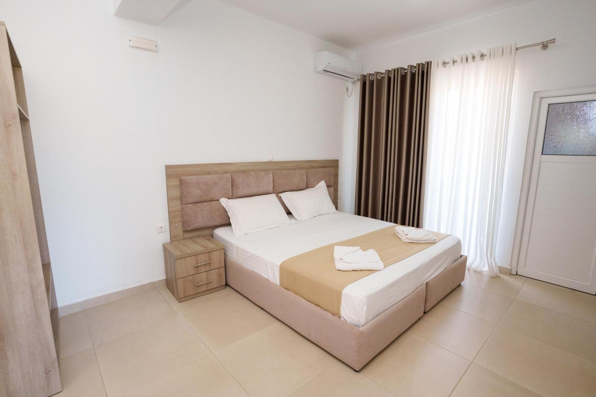 Near The Sea Apartments Nano คซามิล ภายนอก รูปภาพ
