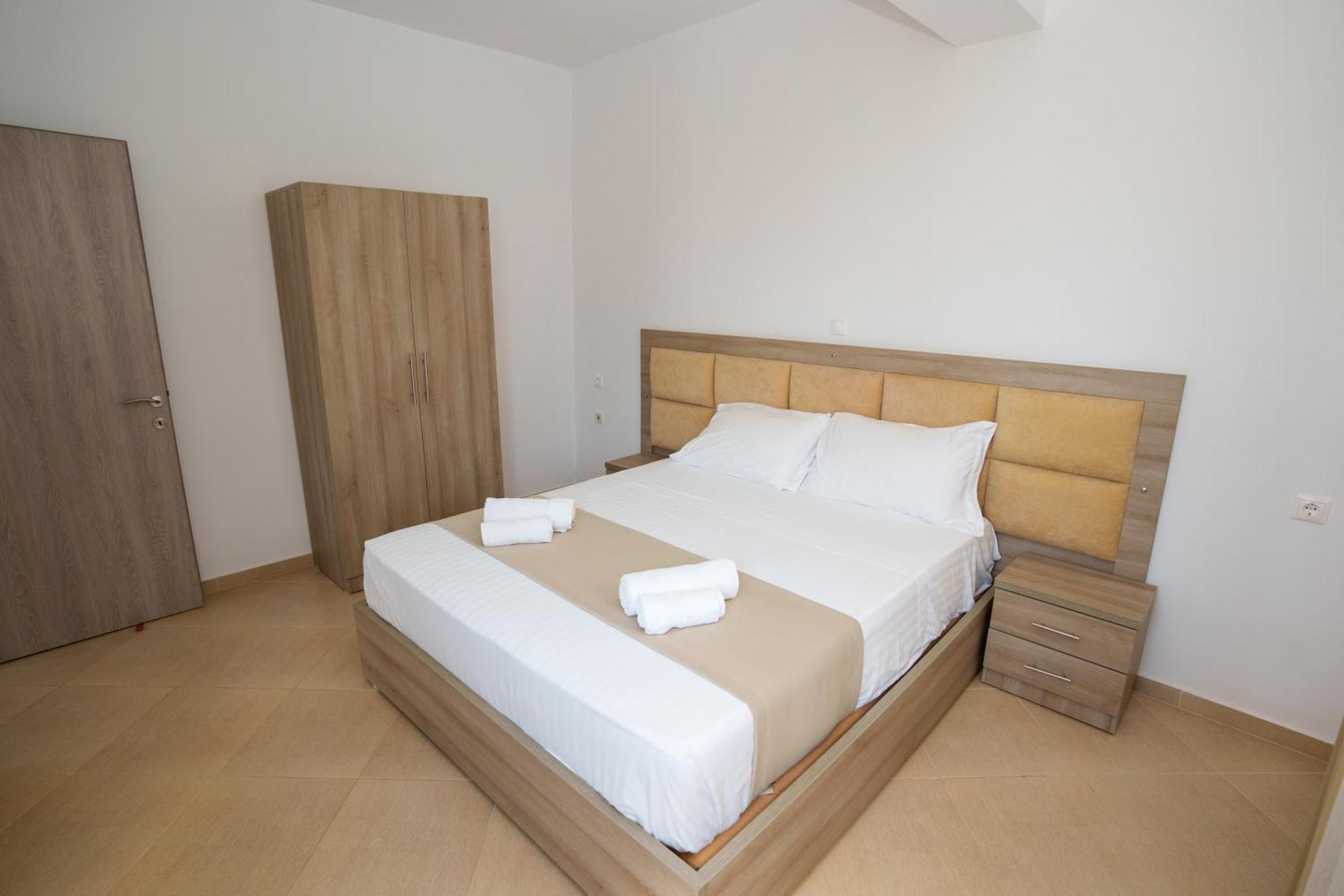 Near The Sea Apartments Nano คซามิล ภายนอก รูปภาพ